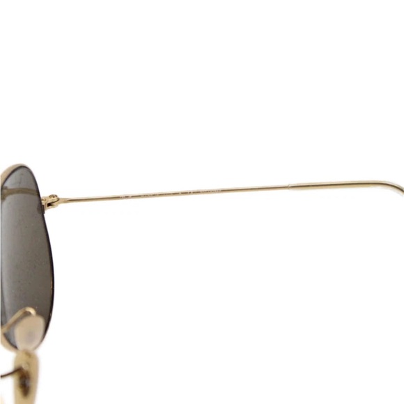 Ray-Ban Gold Aviator Sunglasses - Picture 4 of 5